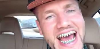 What the hell is up with Riff Raff's teeth? An explainer | The Daily Dot