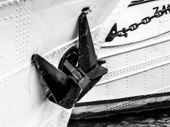 Ship's Holl type anchor