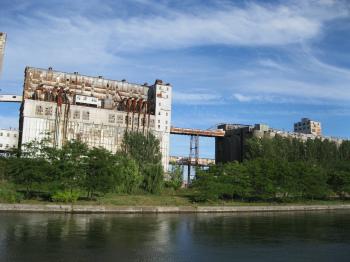 File:Silo no 5 Montreal 05.JPG - Wikimedia Commons