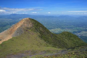 View SW from Gunung Sinabung's summit : Photos, Diagrams & Topos ...
