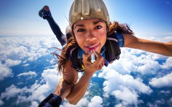 Skydiver with lipstick wallpaper - Girl wallpapers - #42375