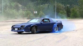 Blue Smoke Donuts and Burnout in Blue '91 Z28 - YouTube
