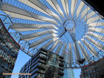 Potsdamer Platz Berlin - Arkaden Shopping Centre - Sony Center - YouTube