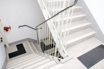 I Dig Hardware » Storage in Stairwells