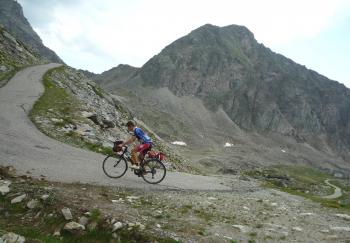 Epic, incredibly steep cycling climb: Grosser Oscheniksee: harder ...