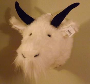 Mountain Goat Plush Head Mount – Faux Fur Mountain Goat Trophy Head |