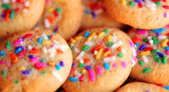 5 Strategies to Permanently Crush Sugar Cravings - Thrive Market