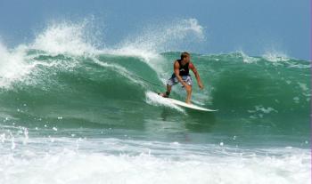 surfer surfing