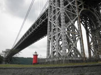 My Walking Pictures: The Little Red Lighthouse