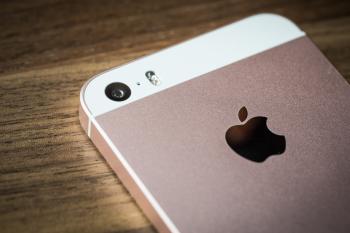iPhone SE review: Features, Specifications, and Pricing | Macworld