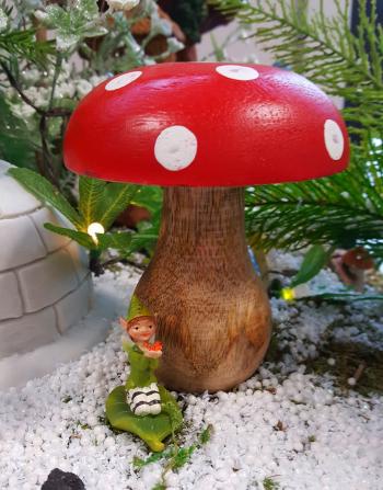 Wooden toadstool-fairygardensuk.co.uk
