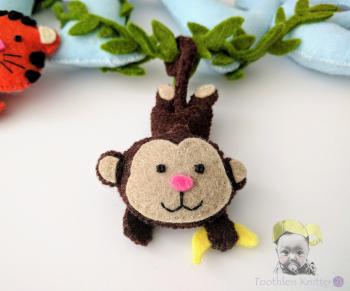 Toothless Knitter: Felt Baby Name Banner - Monkey