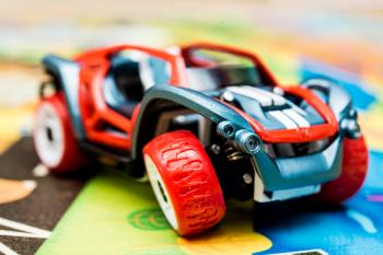 take-apart toy cars with real suspension {Modarri} - in the know mom