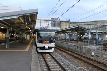 File:JR East E257 on Azusa limited express train service at ...