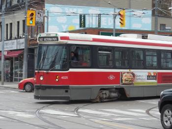 TTC CLRV 4025 at Parliament and Queen, 2014 11 05