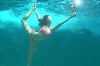 UNDERWATER – AngelikA Furstler