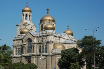 File:Cathedral of Varna.jpg - Wikimedia Commons