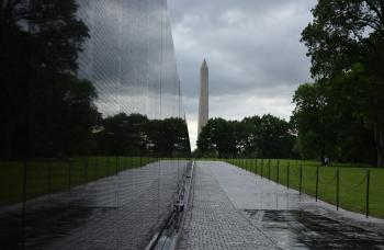 NDTA cleans the Vietnam Veterans Memorial | National Defense ...