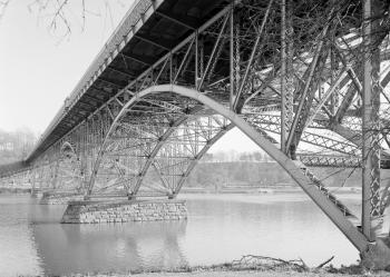 Vintage Bridge
