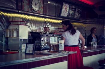 Mimi's Vintage Diner | PigPog