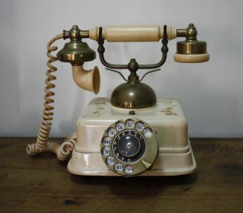 RADIO DJs: WHO WAS THE FIRST CELEBRITY TO CALL YOU? | Telephone ...