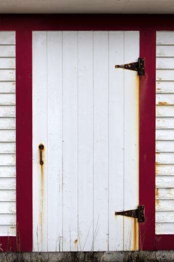 White and red door