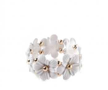WHITE FLOWER STRETCH BRACELET | Oasis