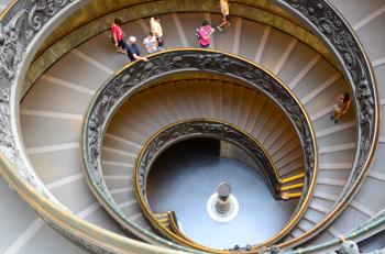 File:Winding stairs in the Vactican Museum.JPG - Wikimedia Commons