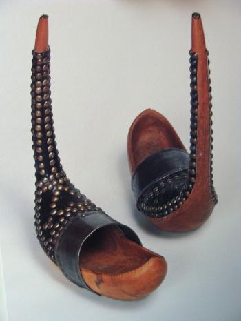 wooden-shoes - Blog
