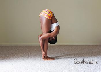 5 Beginner Yoga Poses for Flexible Hamstrings (and a FREE poster ...