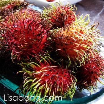 Dang It Delicious: Rambutans vs Lychees (in season now!)