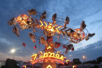 ON THE ZIPPER RIDE!!! - YouTube