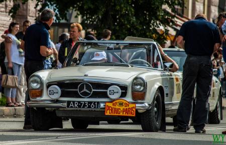 1969 Mercedes 280 SL - Tom Van Den Berg & Femke Schepers