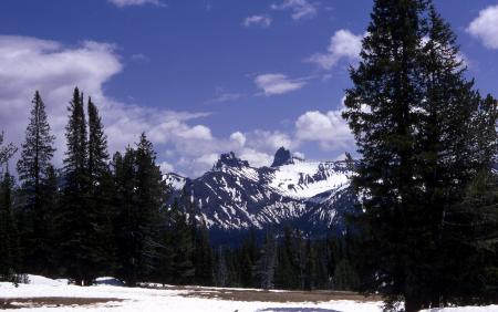 Absaroka Mountain Range