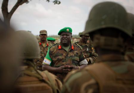 AMISOM Force Commander tours Afgoye Corridor 03