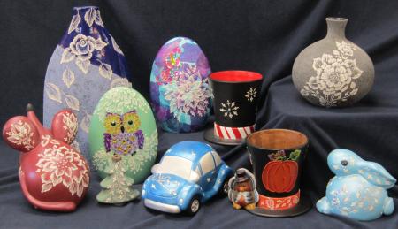Artistic ceramic souvenirs