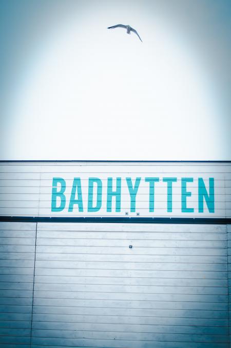 Badhytten Signage