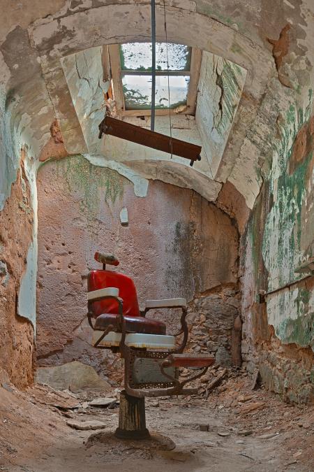 Barber Prison Cell - HDR