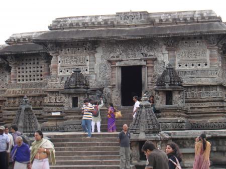 belur temple