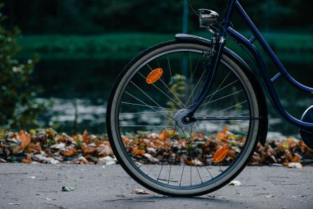 Black and Blue Cruiser Bike