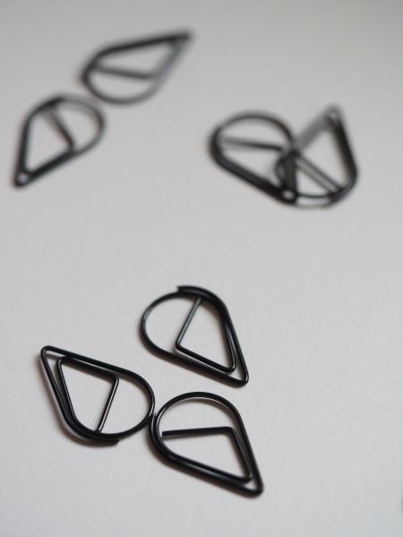 Black Metal Paper Pins