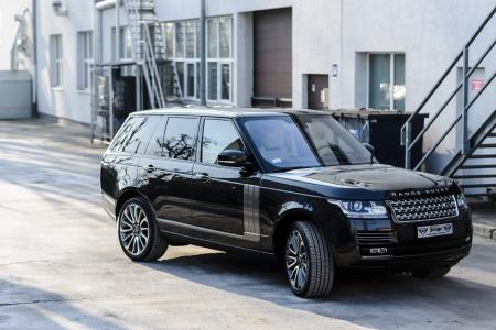 Black Range Rover