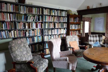 Braziers Park House - library (4)