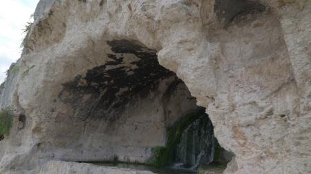 Caves in Neapolis