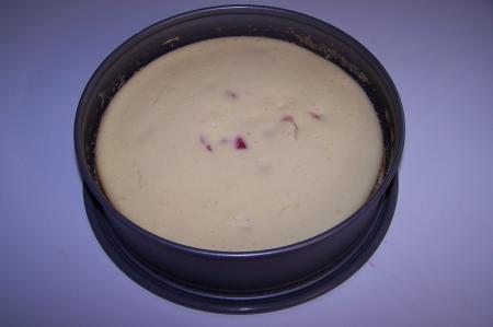 Cheesecake in springform pan