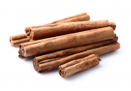 Cinnamon bark sticks