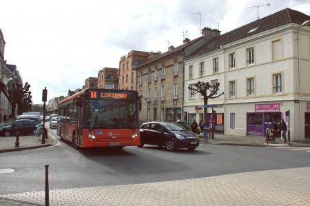 CITURA - Heuliez Bus GX327 n°323 - Ligne 1