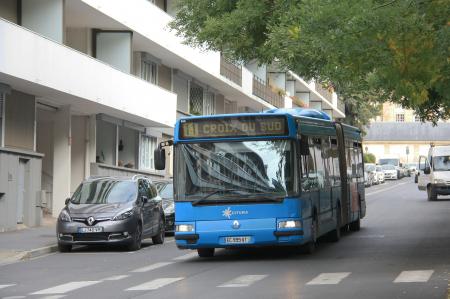CITURA - Renault Agora L n°809 - Ligne 11
