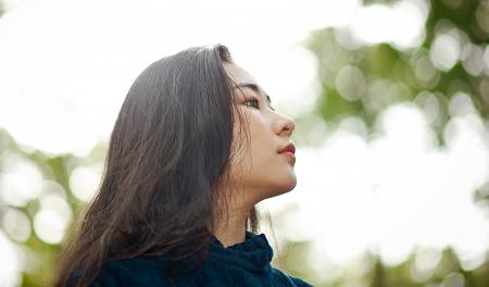 Close-Up Photography of a Woman