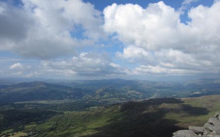 CLOSER TO THE CLOUDS TOWARDS DOLGELLAU CADAIR IDRIS 26-7-2013